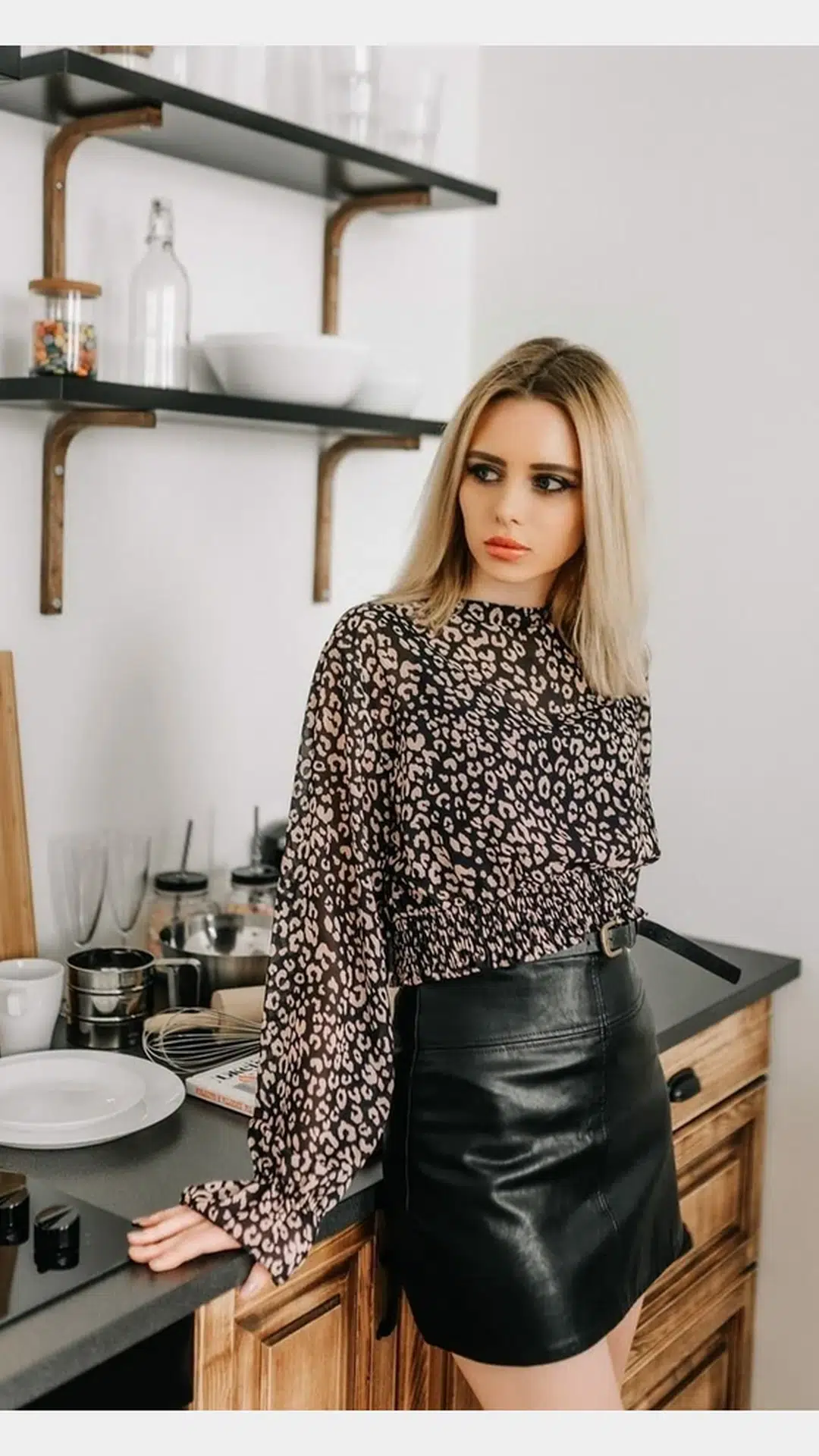 Ankara escort makalesi için kütüphane görseli 32, esc kutuphane